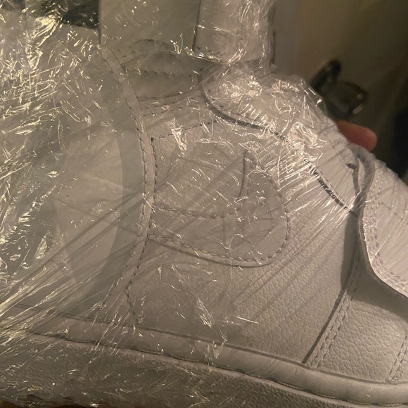 Jordan’s strapped up sz13 - Picture 7 of 8